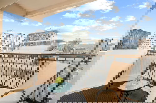 Foto 57 - 2BR/2BA Condos in Kuhio at Waikiki with Parking!
