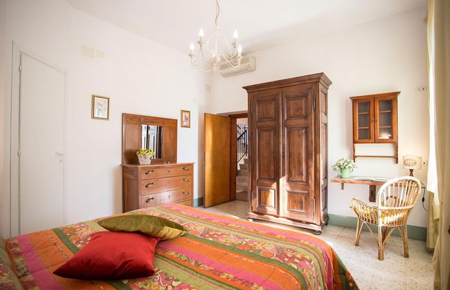 Spadolino Apt City Center - Photo 14