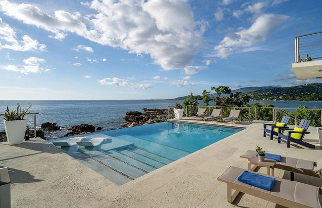 Santosha Whitehouse JM - 10 Bedroom Villa w Private Beach - Foto 24