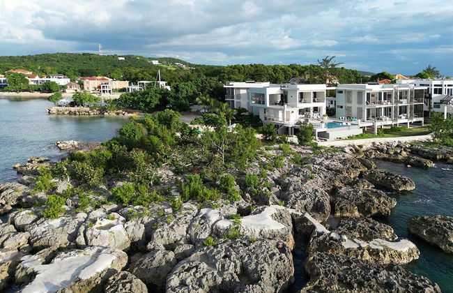Santosha Whitehouse JM - 10 Bedroom Villa w Private Beach - Foto 53