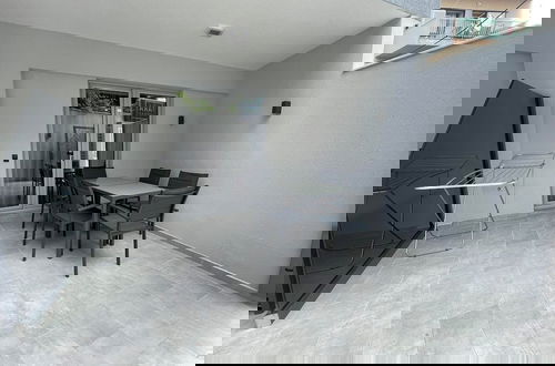 Foto 30 - ARA Luxury Suites