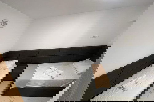 Foto 24 - ARA Luxury Suites