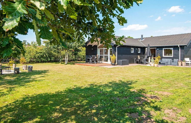 Palatial Holiday Home in Skjern near Sea - Foto 24