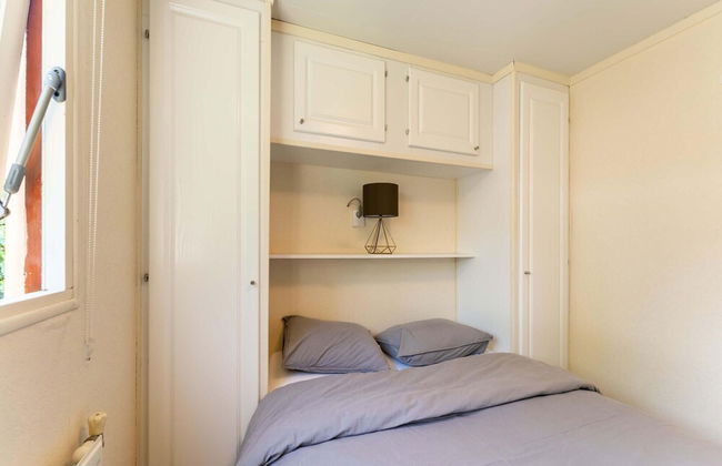 Serene Forest Stay With Comfort - Foto 3