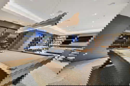 Foto 41 - Stunning 4-bdr Penthouse With Rooftop Deck Ski-in out Access Pool hot Tubs 5-star Amenities