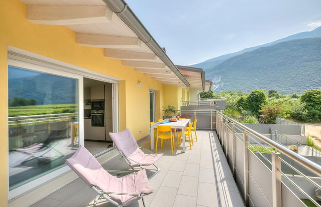 Mirabelle in Dro With 3 Bedrooms and 2 Bathrooms - Foto 1