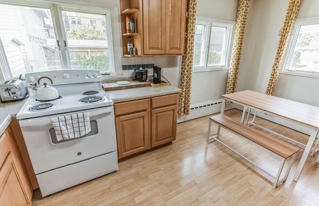 Parkstrip Place, Pet Friendly Downtown Home by RedAwning - Foto 28
