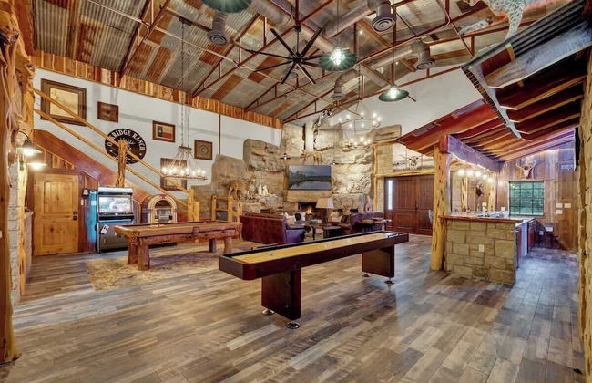 Oakridge Ranch: Pool + Hot-tub, Pickleball Court, Whiskey & Wine Room - Foto 45