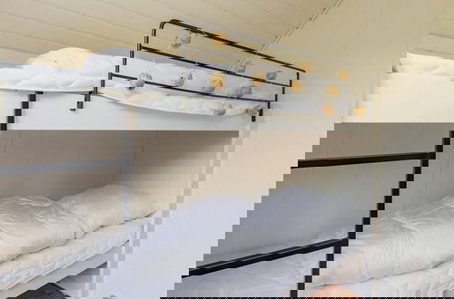 Foto 4 - 4 Person Holiday Home in Karrebaeksminde