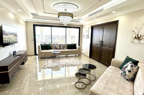 Photo 17 - Luxury 3 Bedrooms Apartment Sea View