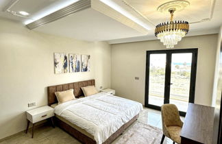 Photo 3 - Luxury 3 Bedrooms Apartment Sea View