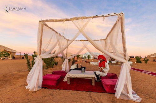 Photo 17 - Room in Bungalow - Splendid Desert Saharian Luxury Camp in Quiet and Idyllic Sand Dunes