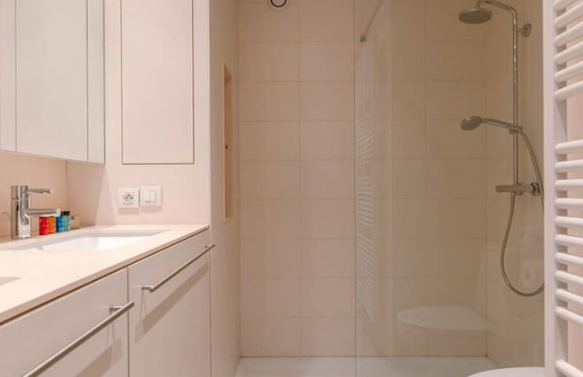 Spacious Apartment in the Center of Knokke - Photo 16