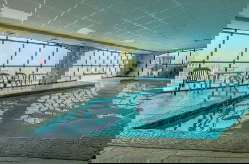 Photo 3 - Harbour Place 102- Gulf-front Pool hot tub