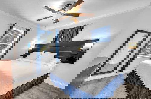 Foto 41 - Spectacular Ocean View Corner Apartment
