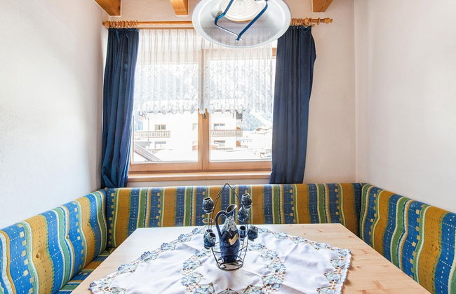 Sunlit Apartment near Ski Area in Längenfeld - Foto 18