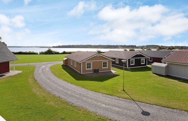 4 Person Holiday Home on a Holiday Park in Grasten - Foto 11