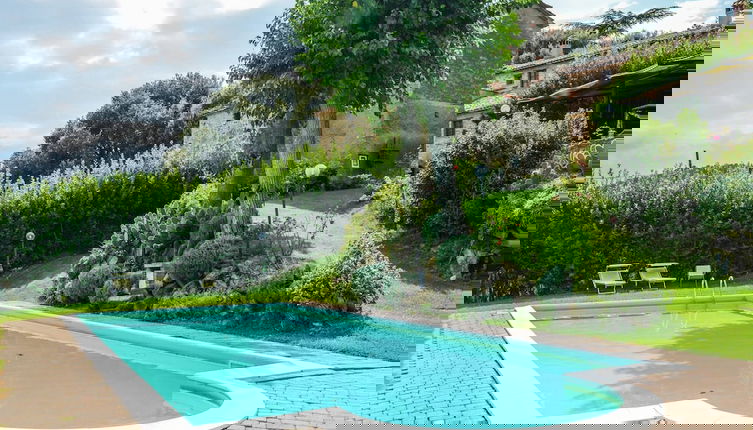 Foto 1 - Modern Holiday Home With Pool