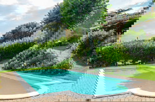 Foto 1 - Modern Holiday Home With Pool