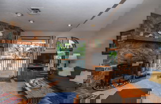 Foto 3 - Hartwood Village 05