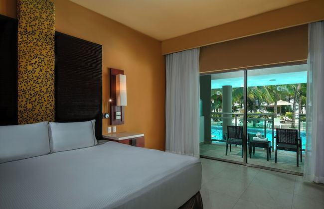 Generations Riviera Maya Family Resort Catamaran, Water Park, All & More Inclusive - Foto 6