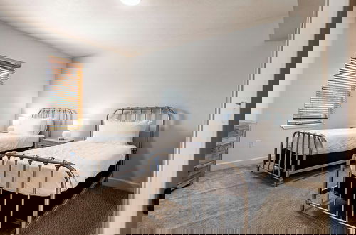 Photo 25 - Crestview Condominiums by All Seasons Resort Lodging