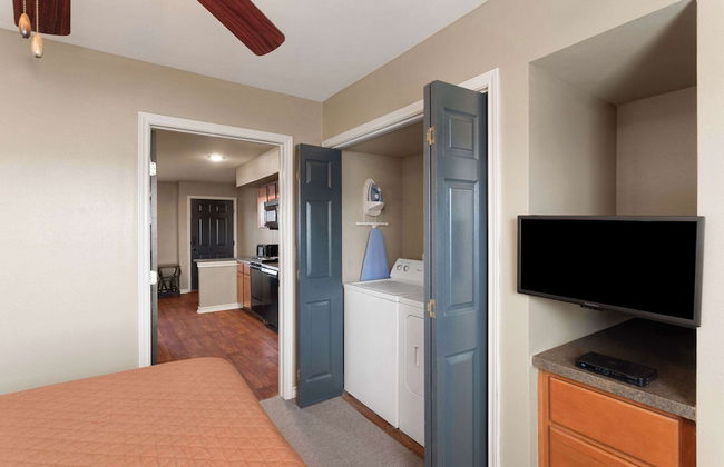 Eagle's Den Suites Cotulla a Travelodge by Wyndham - Foto 10