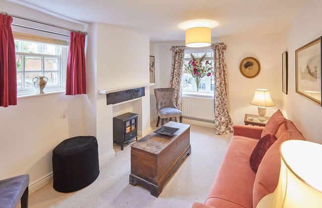 Host Stay Rose Cottage - Photo 14