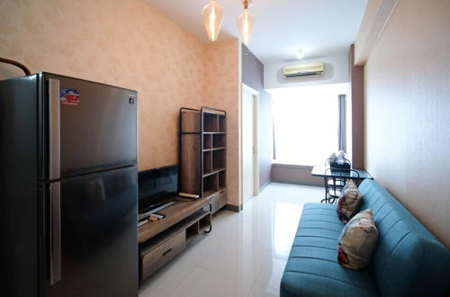 Photo 16 - Homey And Well Furnished 2Br At Anderson Supermall Mansion Apartement