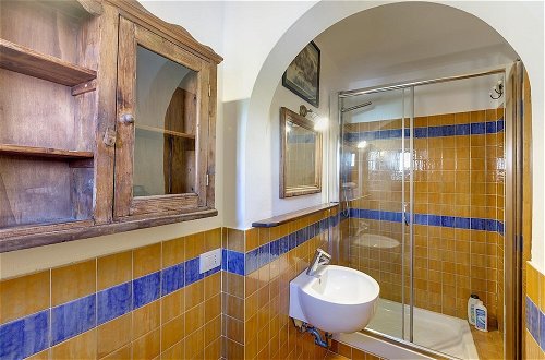 Photo 8 - Mezzo 24 in Firenze With 2 Bedrooms and 1 Bathrooms