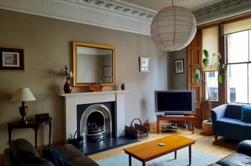 Foto 11 - 297 Charming Spacious 2 Bedroom Apartment in the Centre of Edinburgh s Old Town