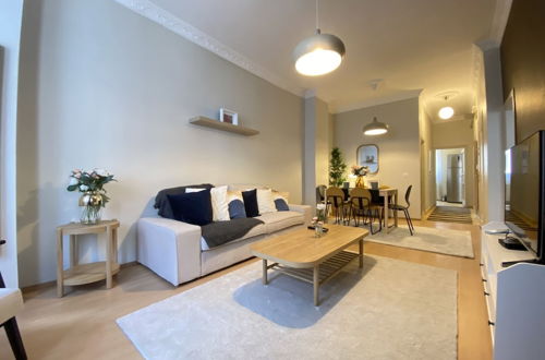 Photo 5 - Chic Spacious Flat Near Istiklal Avenue in Beyoglu