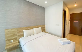 Foto 2 - Restful And Comfortable Studio At Ciputra World 2 Apartment