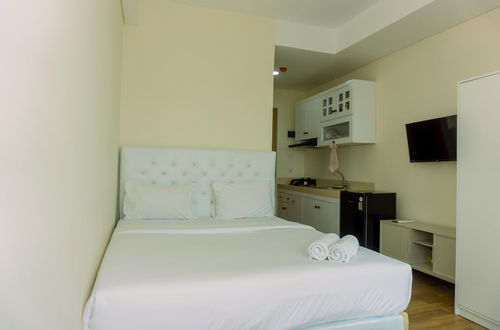 Photo 3 - Good Deal And Simply Look Studio Apartment At B Residence