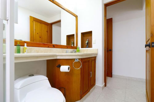 Foto 41 - Perfect Stay Renovated Pool Private 4BR Villa