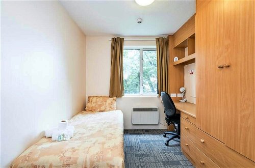 Photo 4 - En Suite Rooms COLINDALE SK