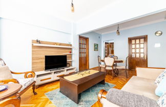 Photo 2 - Retro Spacious Furnished Flat Near Kadikoy Marmaray