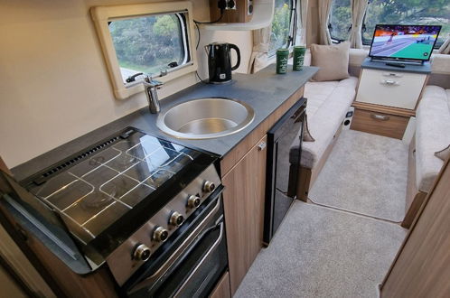 Foto 7 - Brand new Touring Caravan Sited all Setup Ready