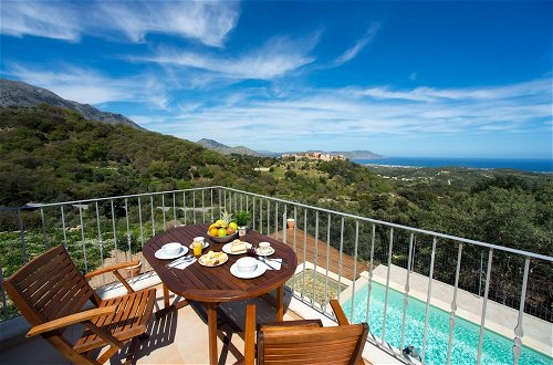 Foto 34 - Villa Cretan View with Heated Swimming Pool