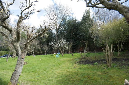 Photo 10 - a Quirky Garden Building in an Orchard