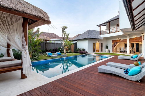 Photo 12 - Hiburan Villas