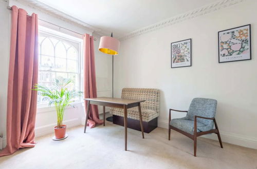 Photo 27 - Charming & Central 2BD Flat - Islington