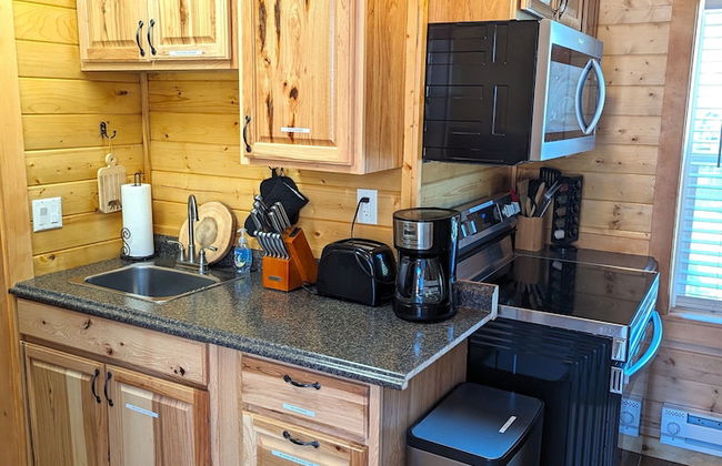 Yellowstone's Treasure Cabins - Foto 51