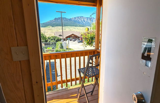 Yellowstone's Treasure Cabins - Foto 21