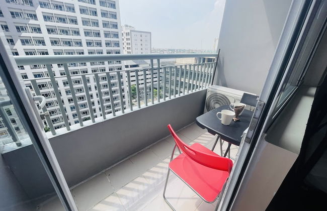 Taguig 1 Bedroom with Balcony Near Bgc - Photo 16