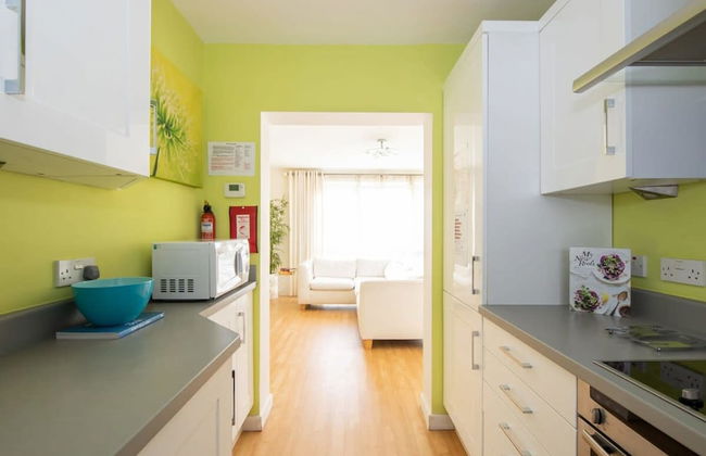 Sunny Modern Nr Beach Village w Parking - Foto 41