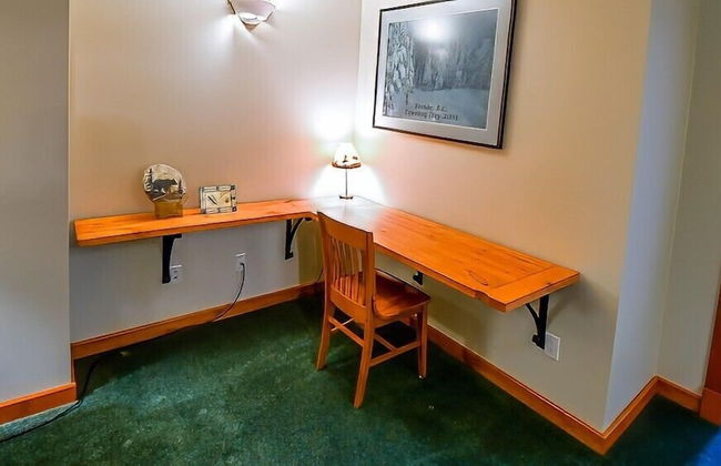 Polar Peak Lodges by Fernie Lodging CO - Foto 56