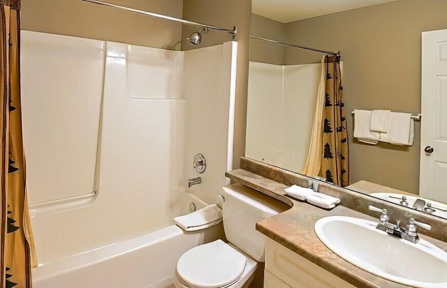 Polar Peak Lodges by Fernie Lodging CO - Foto 80