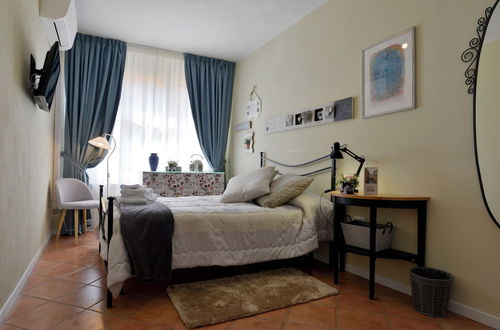 Photo 12 - Room & Breakfast Canalino 21