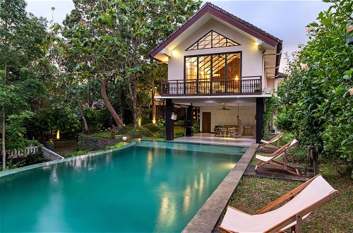 Photo 32 - Heavenly 5-bedroom Family Villa in Tranquil Area of Ubud